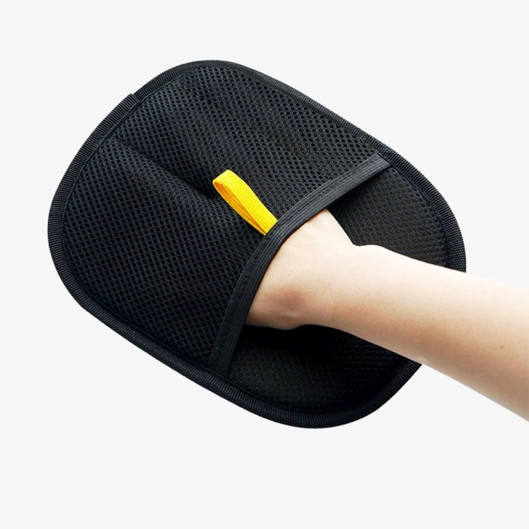 Pet hair removal glove